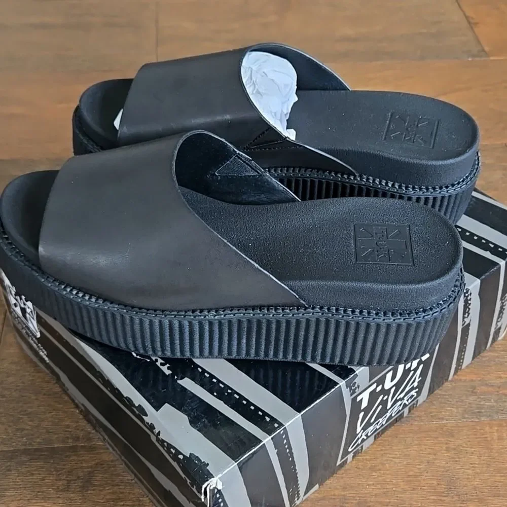 T.U.K platform creeper sandals Size 10 41